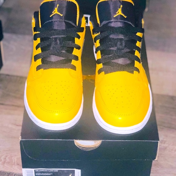 Jordan 1 low - Picture 2 of 3